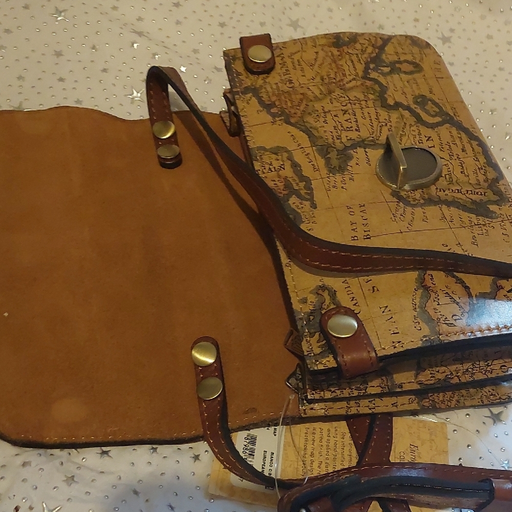 Patricia Nash Bianco Crossbody Organizer - Euro Map Print - Picture 6 of 9